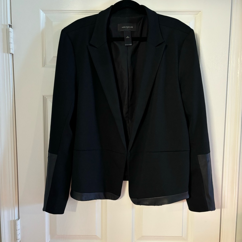 Ann Taylor Tuxedo Styled Blazer with Leather Trim in Size 18
